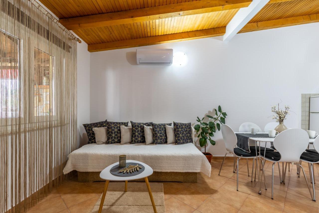 Holiday Home Bukovac Пула Екстер'єр фото